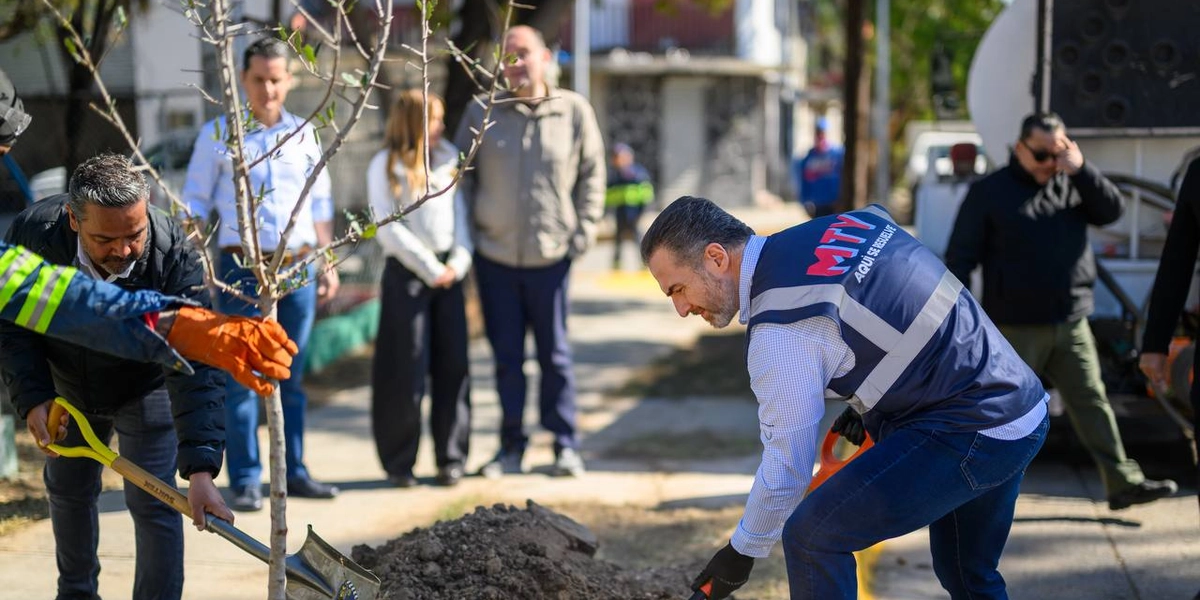 monterreyenfamilia; familia; difmty; mty; parqueespaña; adriandelagarza