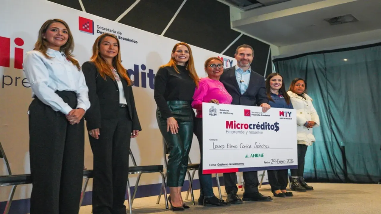 monterreyenfamilia; familia; difmty; mty; parqueespaña; adriandelagarza